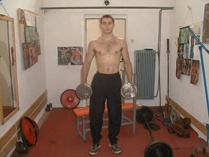 Kladívkový bicepsový zdvih